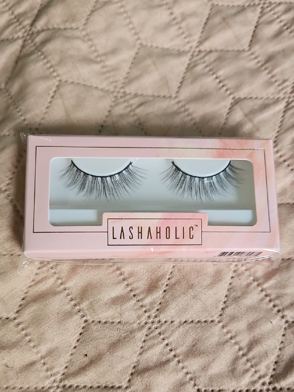 Lashaholic Ļuxury Lashes